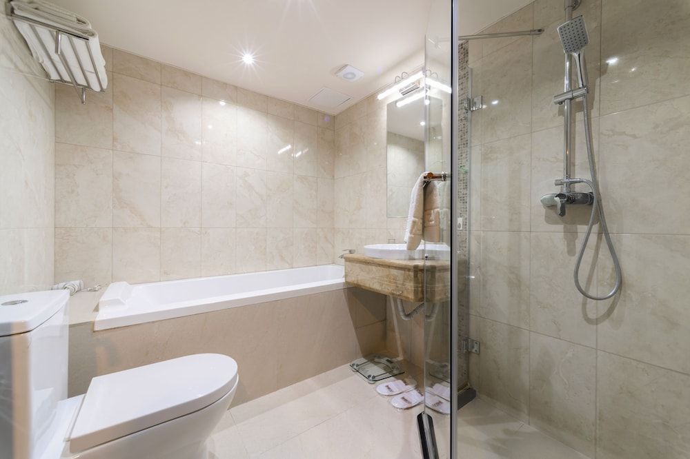 Bass Boutique Hotel Standard Triple Room 4