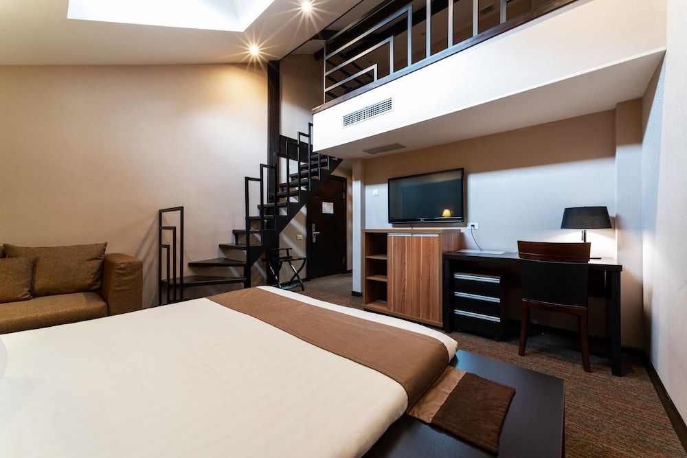 Bass Boutique Hotel Standard Triple Room 2