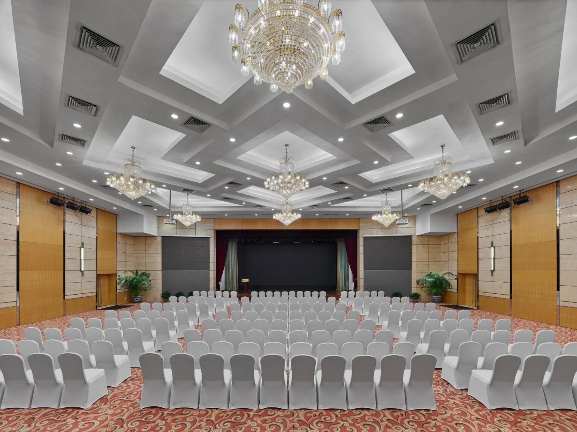 undefined Beijing Poly Plaza Hotel 2