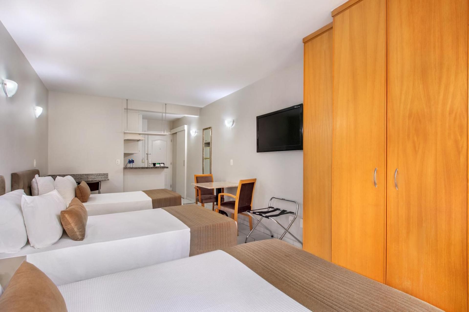 undefined Plaza Inn American Loft 5