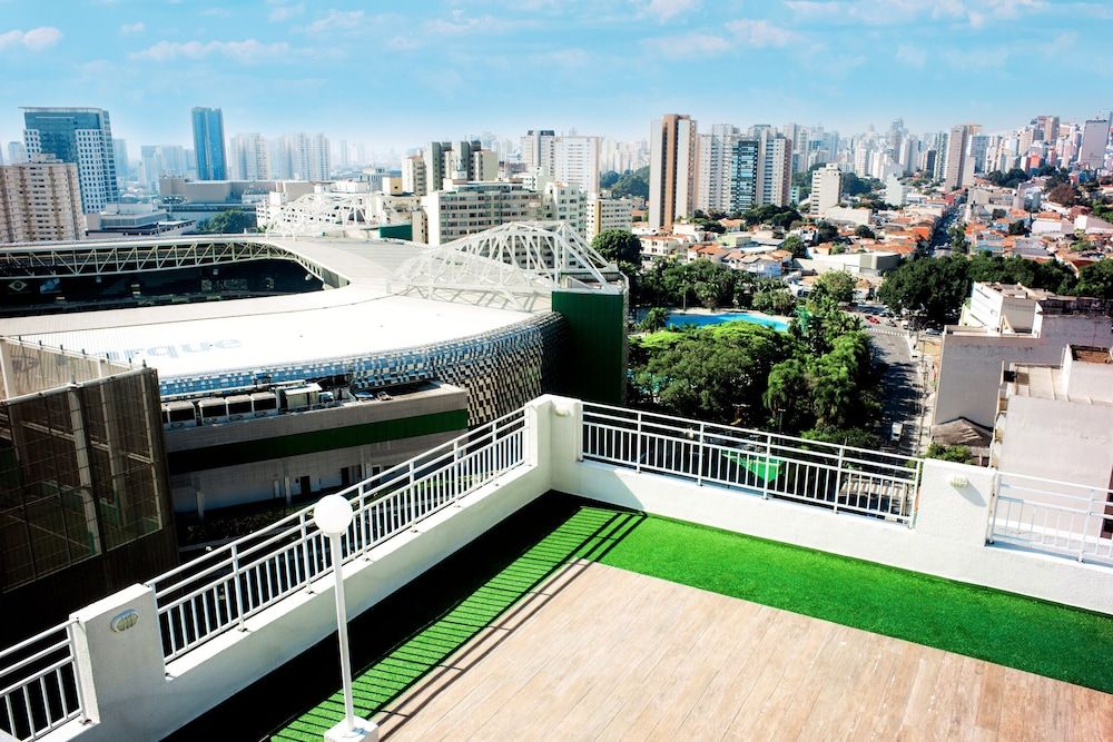 undefined Plaza Inn American Loft 2