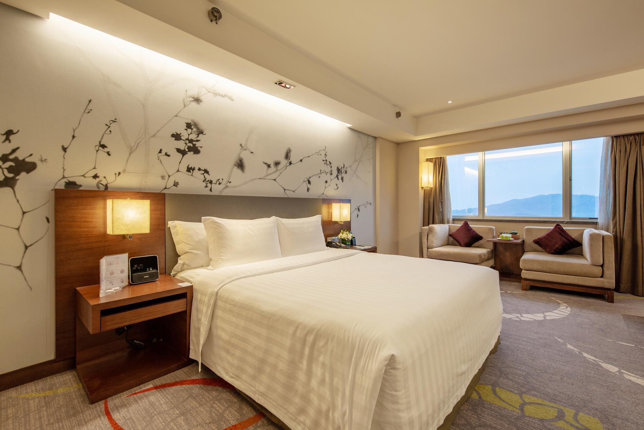 1 King Premium City View