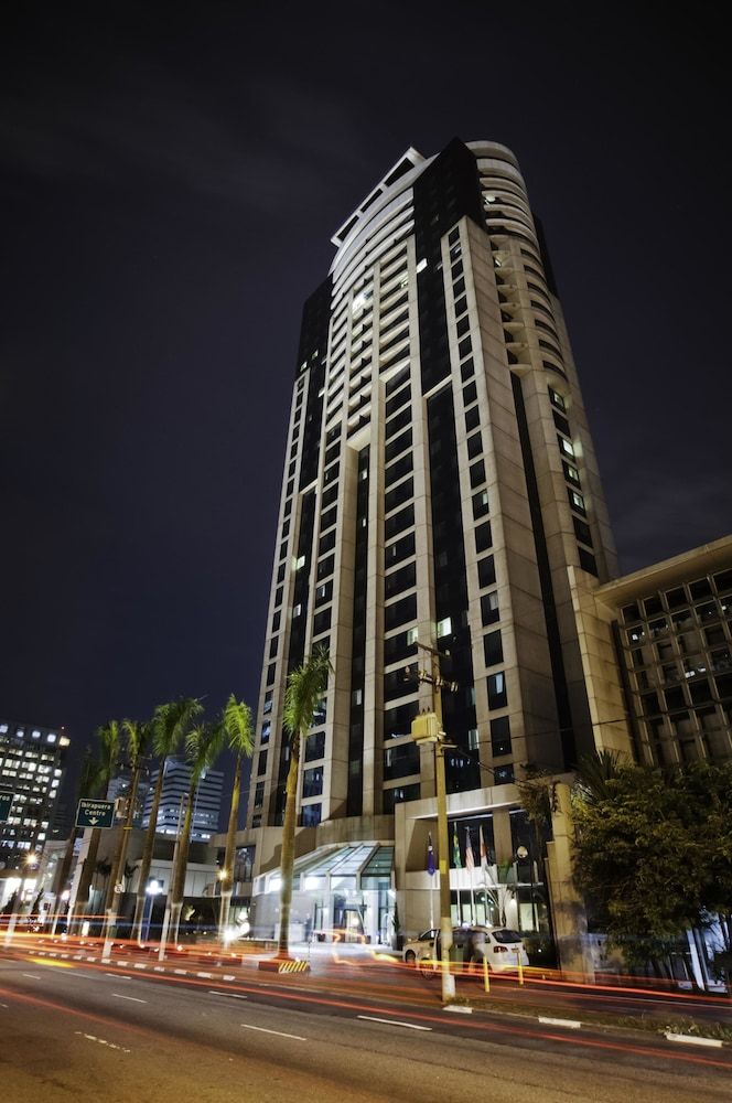 undefined Blue Tree Premium Faria Lima 2