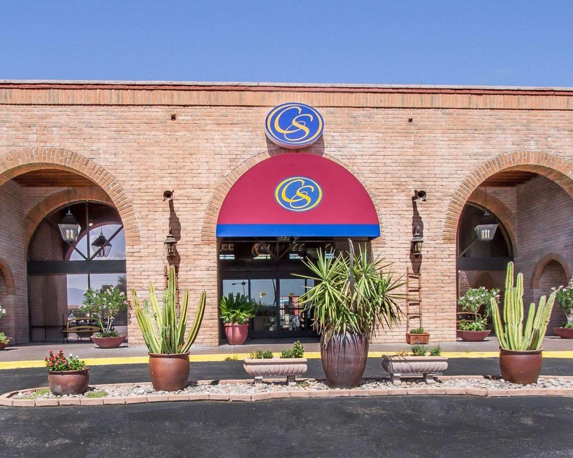 Comfort Suites Tucson near Sabino Canyon