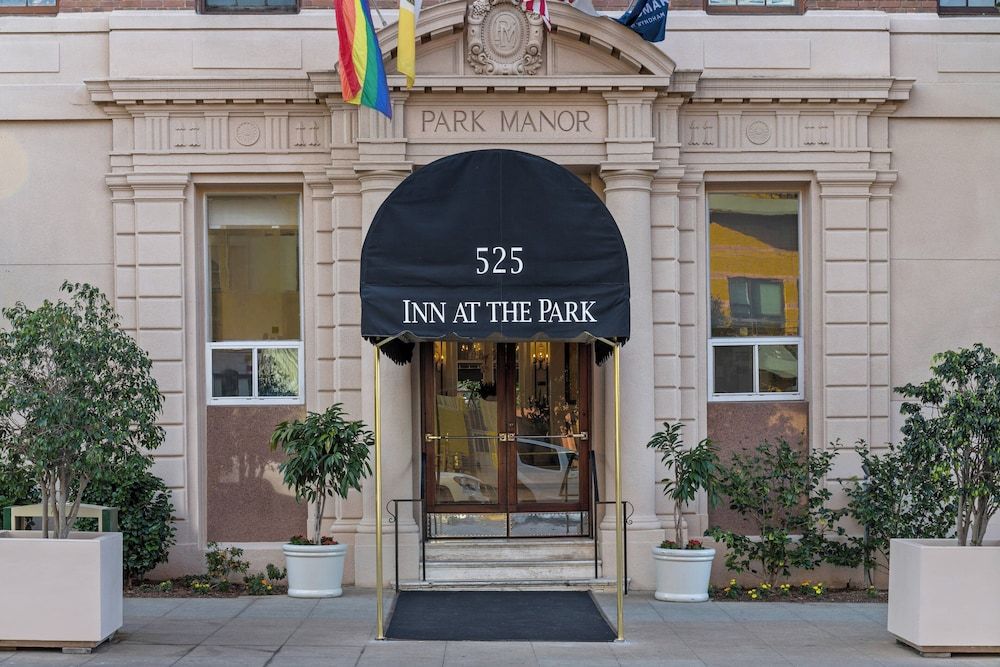 undefined Inn At The Park 6