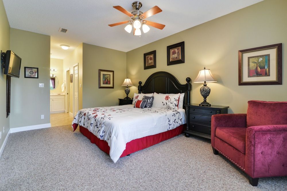 Advantage Vacation Homes Luxury Condo, 2 Bedrooms, Non Smoking, 2 Bathrooms 2