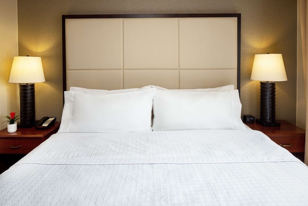 1 Queen Bed, 1 Bedroom Suite, Non-smoking