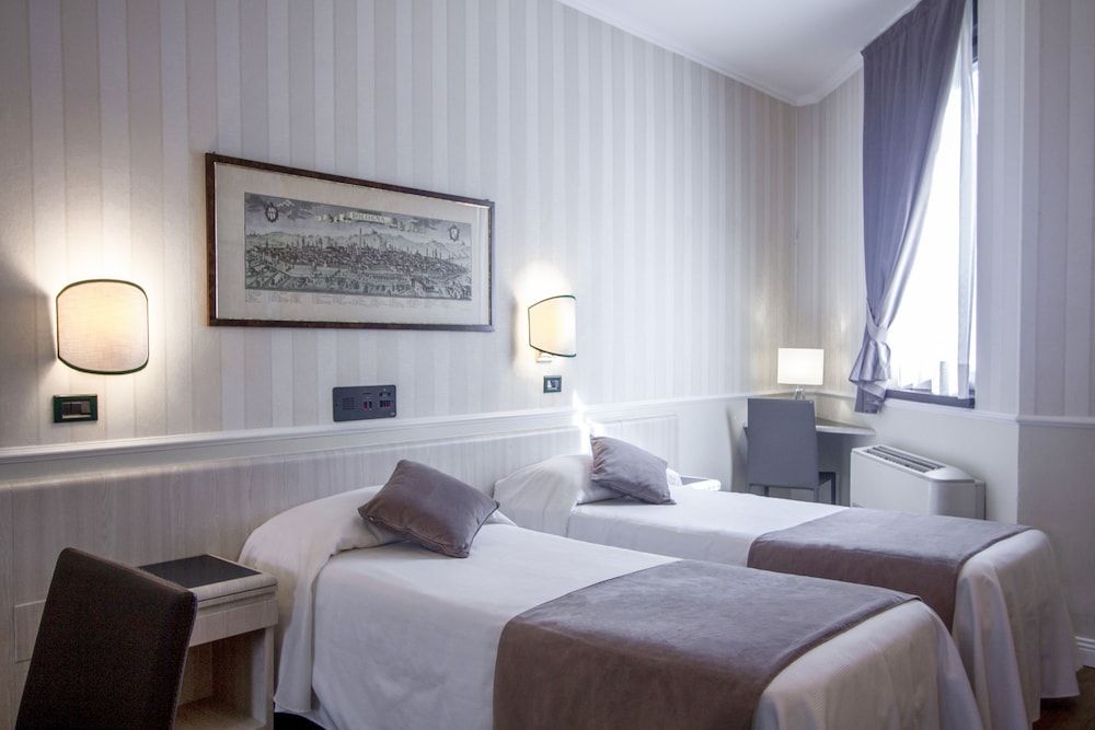 Hotel Flora Standard Double or Twin Room 27