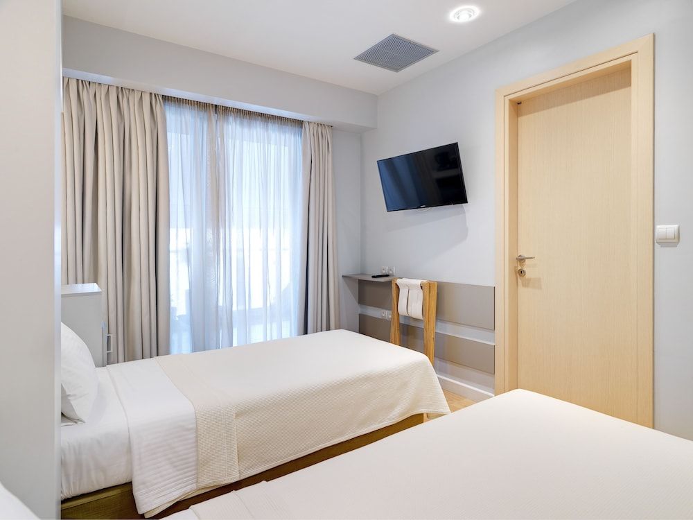 undefined Phidias Piraeus Hotel 9