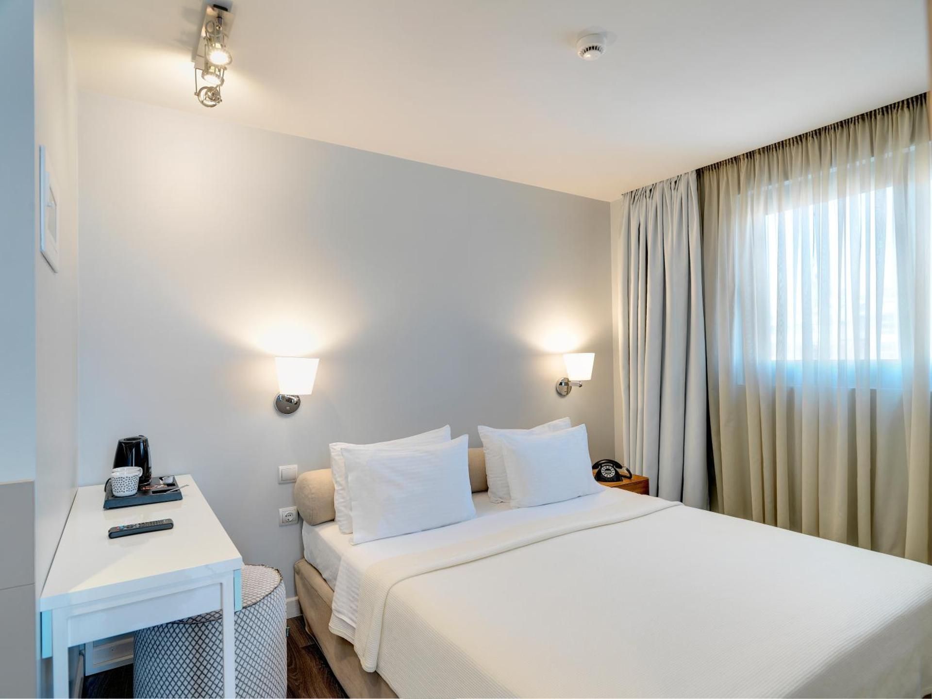 undefined Phidias Piraeus Hotel 4