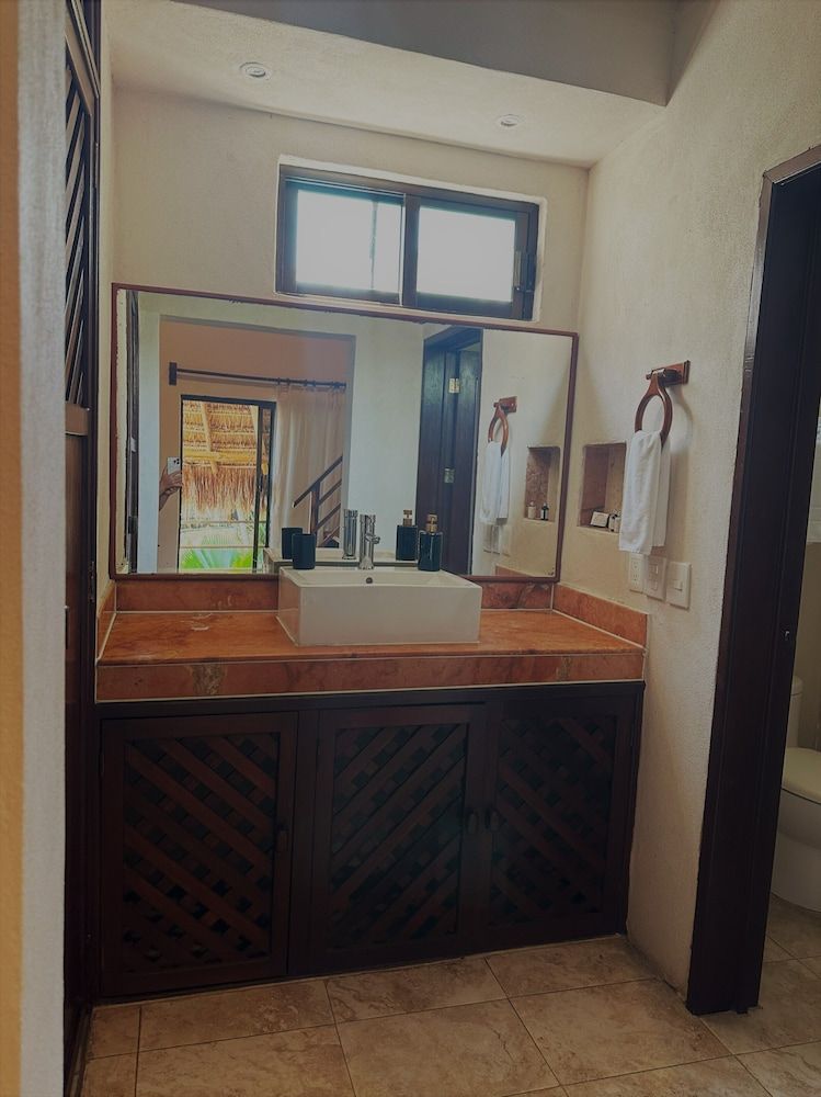 Na Balam Hotel Poolside Suite 5