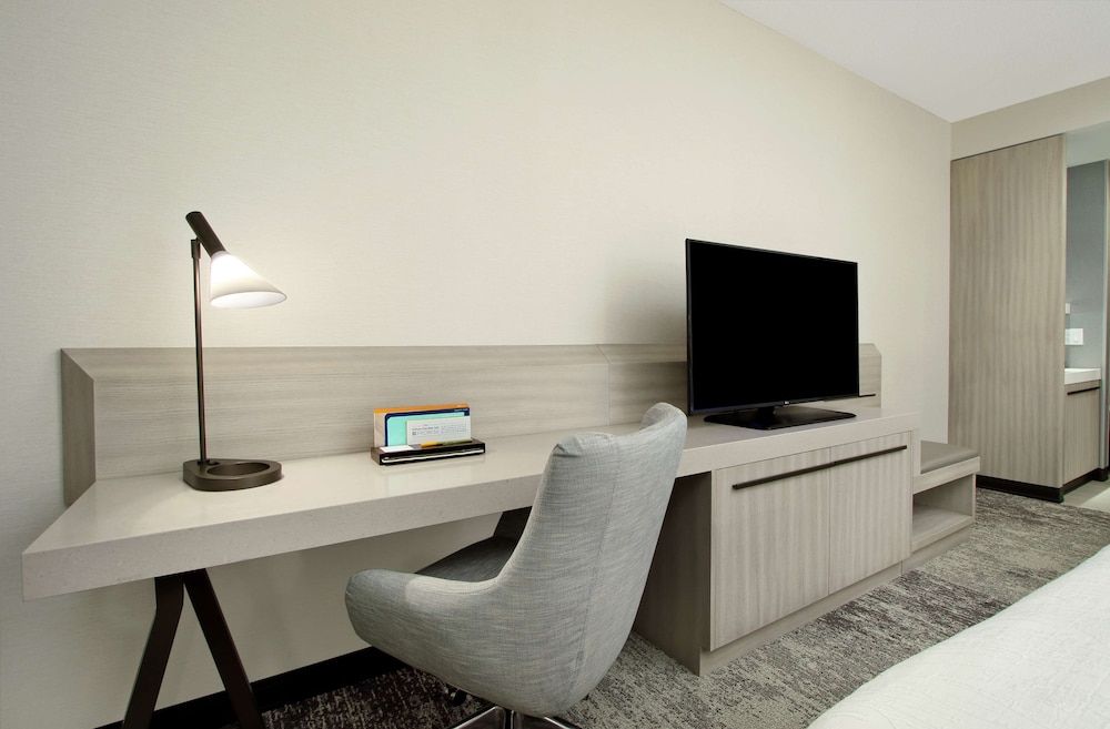 undefined Hilton Garden Inn Columbus-University Area 3