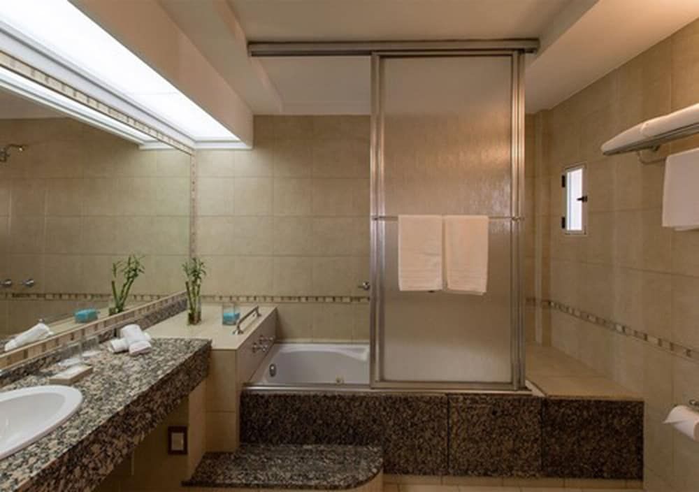 Hotel Solans Riviera Superior Room 5