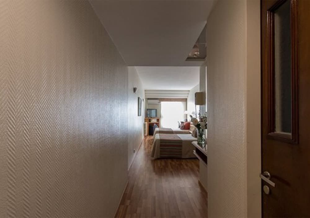 Hotel Solans Riviera Executive Room, 2 Twin Beds 5