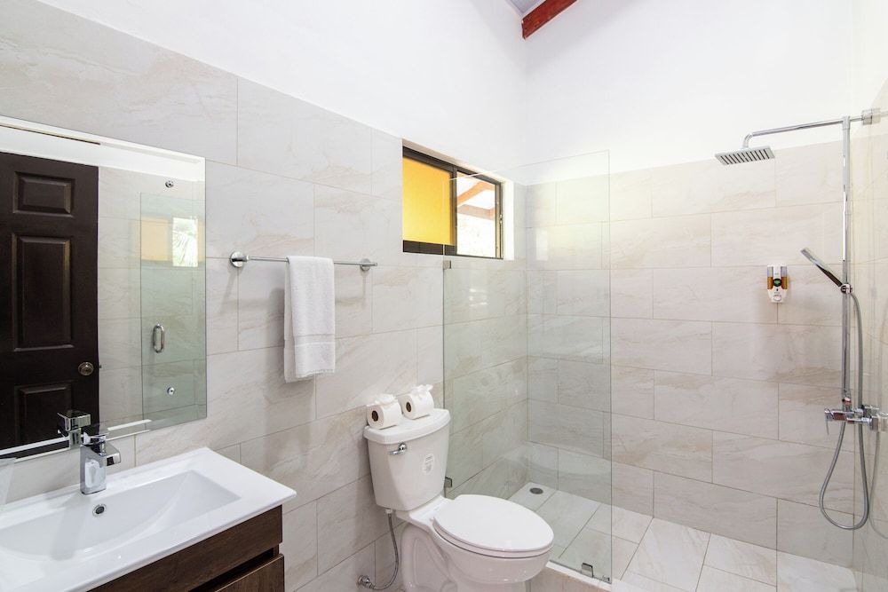 Terraza Del Pacifico Hotel Standard Room, Pool View 6