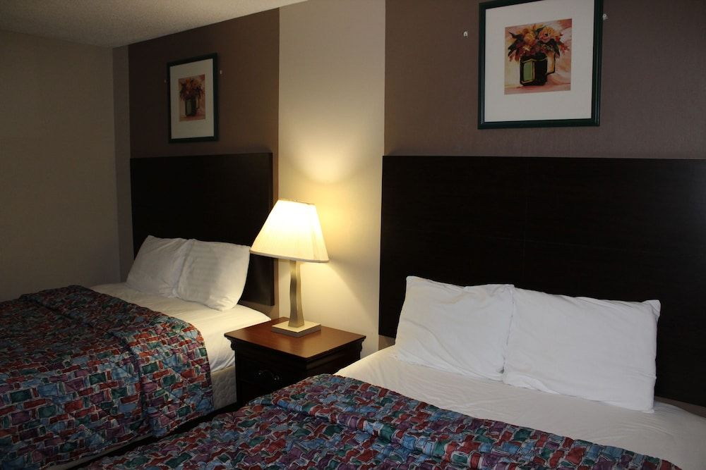 Coratel Inn and Suites Maple Grove 2 Double Beds Non-Smoking 11
