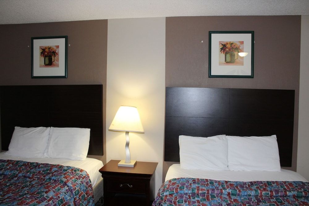 Coratel Inn and Suites Maple Grove 2 Double Beds Non-Smoking 16