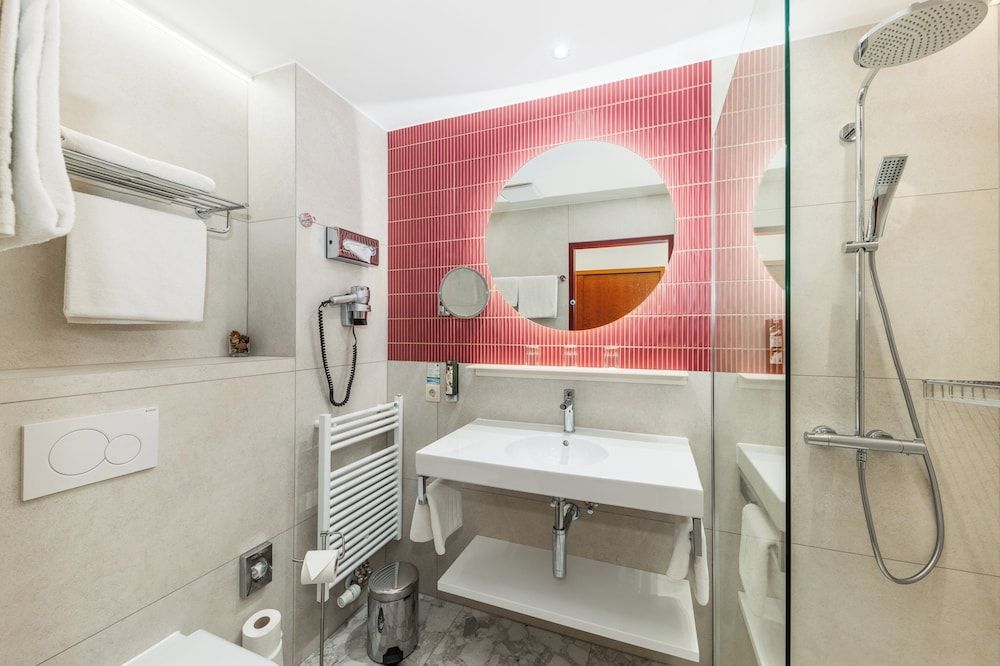 Austria Classic Hotel Wien Standard Double or Twin Room, City View 8