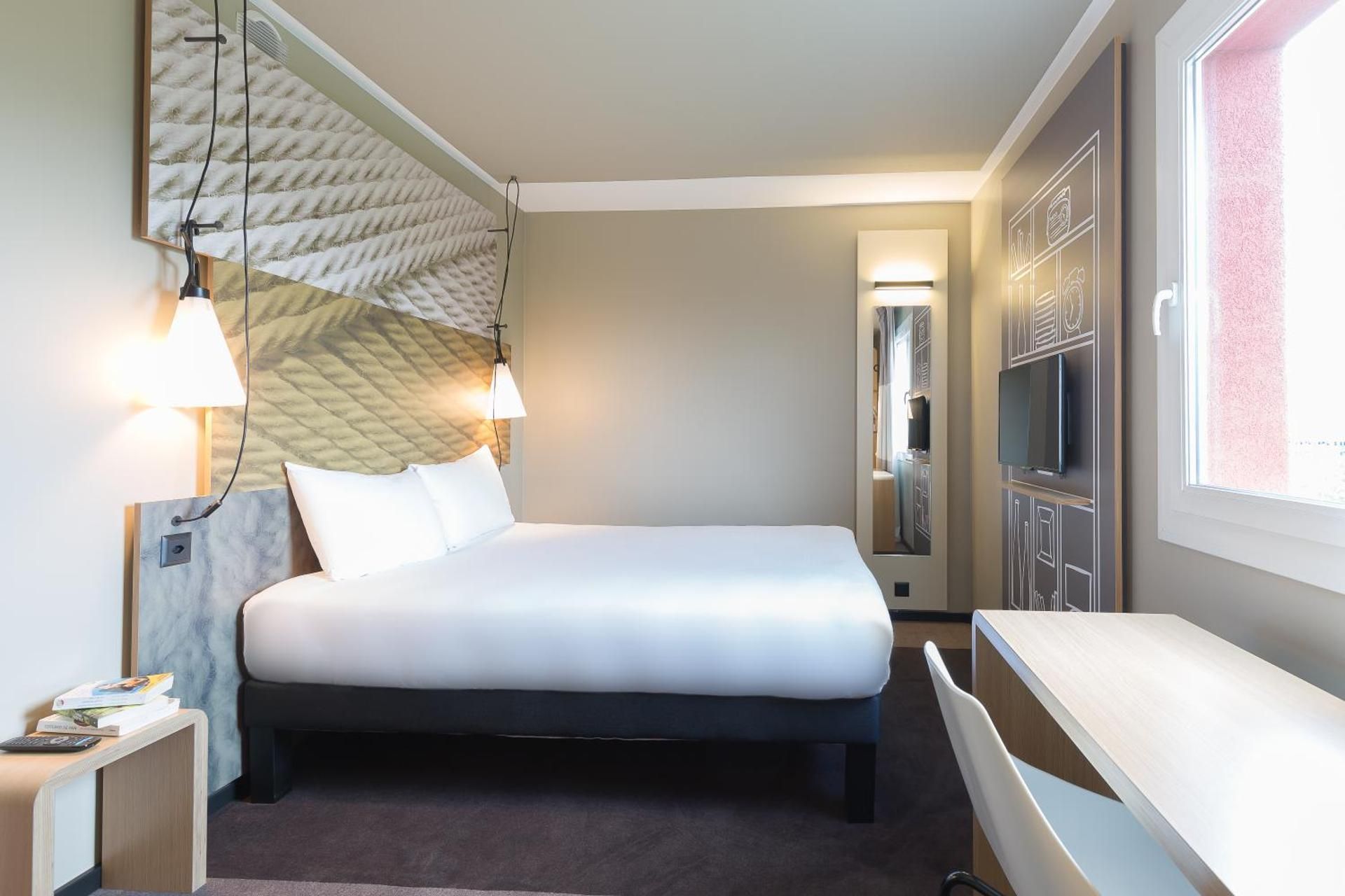 Standard Room with 1 double bed