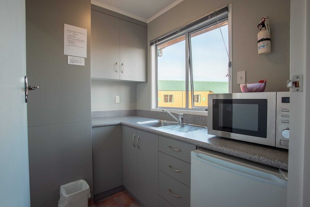 Coronation Park xxx - studio chalets 2