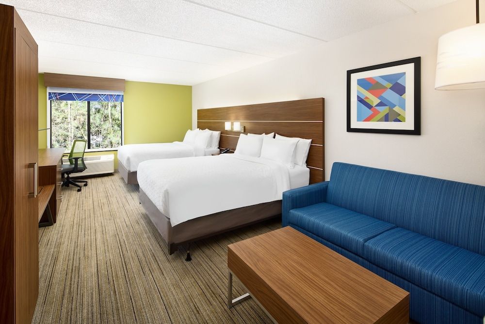 Room, Multiple Beds, Accessible Bathtub (Communications, Mobility)