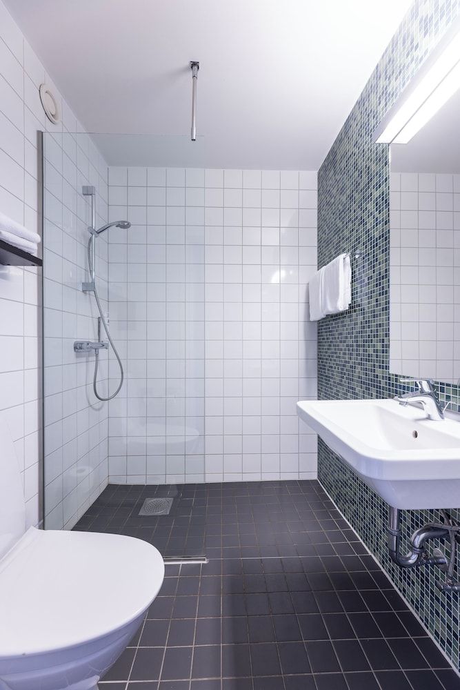 Good Morning+ Nyköping Good Morning Triple Room 4