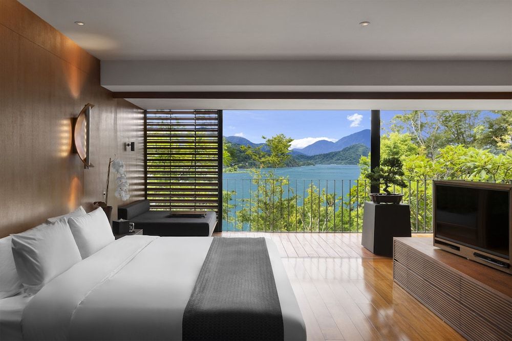 Suite, Bathtub, Lakeside, 2F-3F