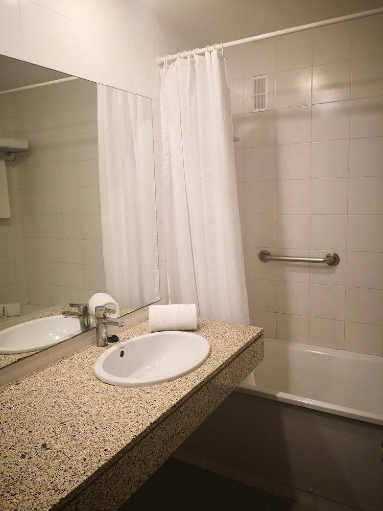 Hotel Air Penedès Triple Room 3