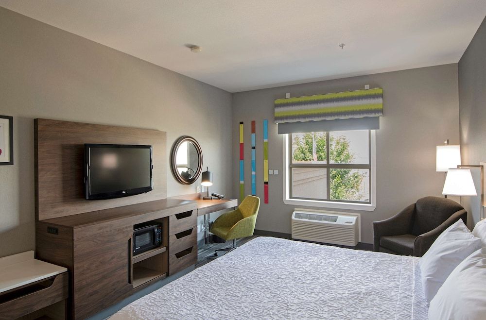 undefined Hampton Inn by Hilton Kamloops 4