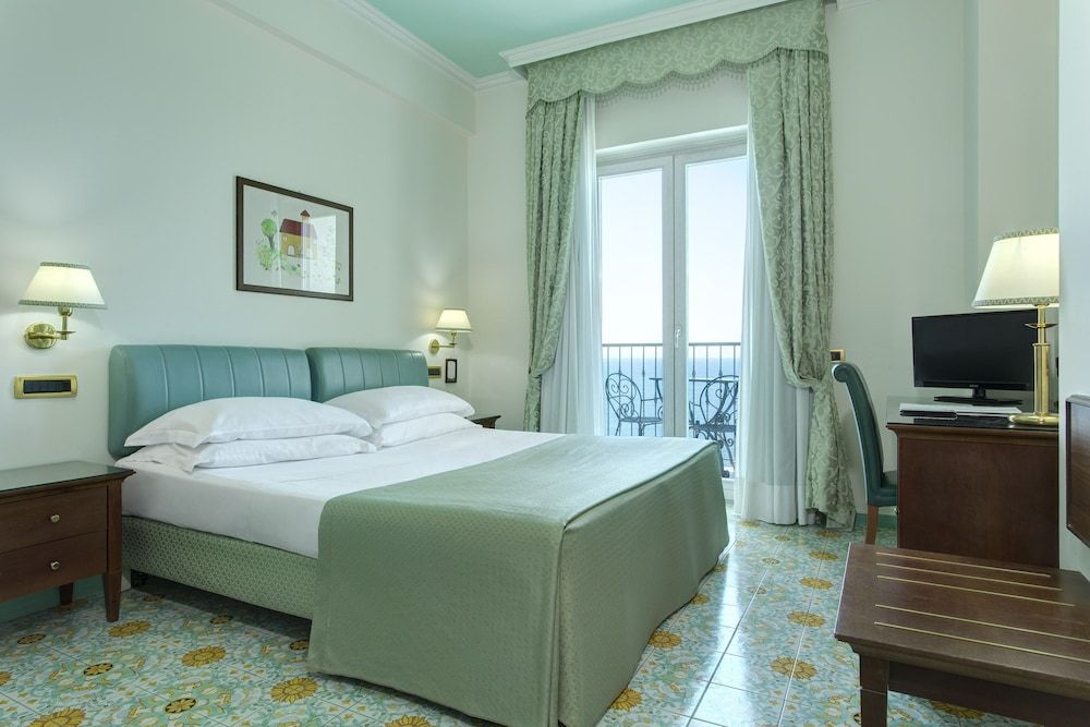 Lloyd's Baia Hotel Double Room, 1 Double Bed, Sea View