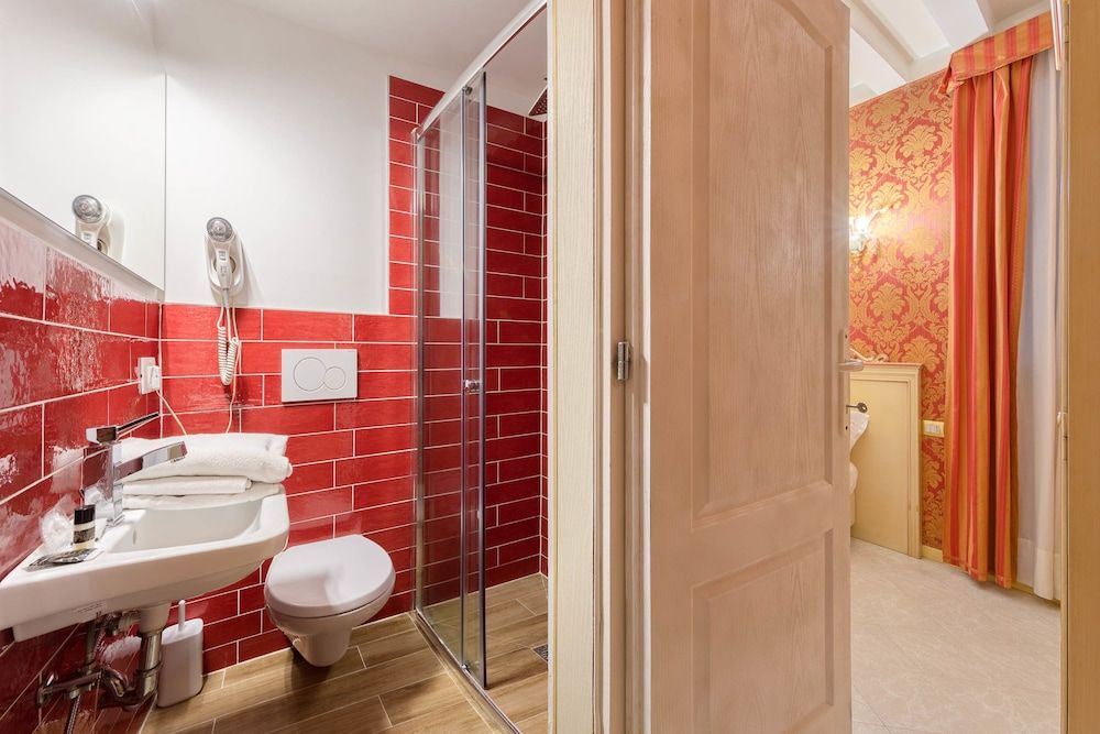 undefined Hotel San Giorgio 9