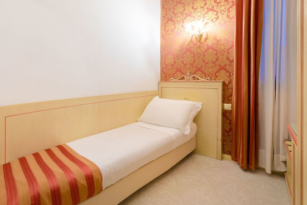 undefined Hotel San Giorgio 6