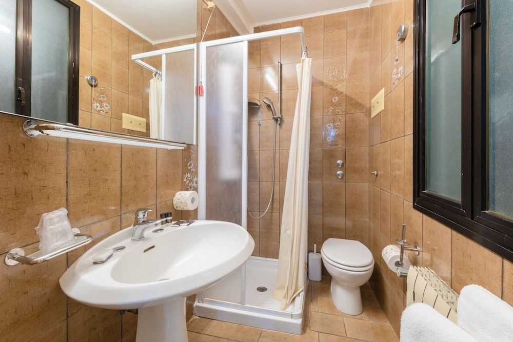 Hotel San Giorgio Standard Double or Twin Room 10