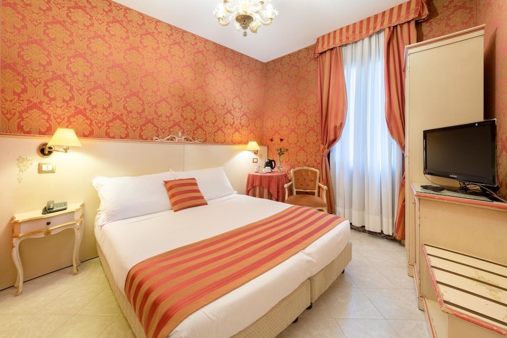 Hotel San Giorgio Standard Double or Twin Room 4