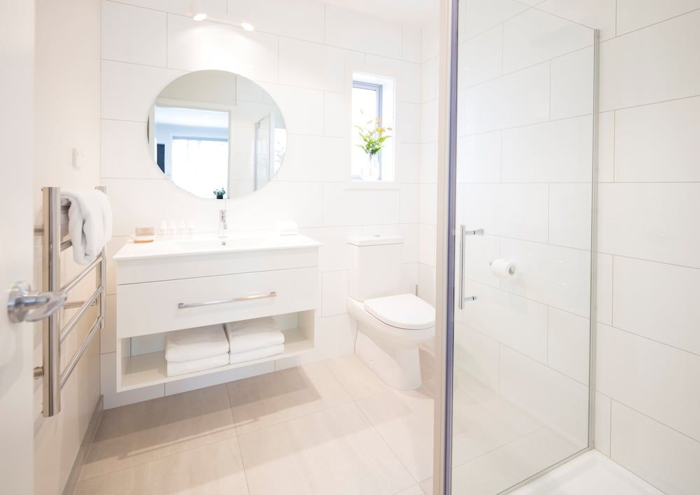 Beechwood Boutique Accommodation Deluxe Queen Studio 4