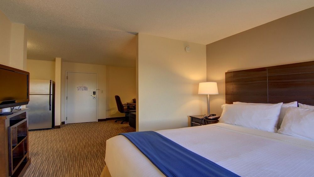 Standard Room, 1 King Bed, Accessible (Communications)