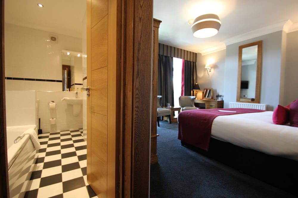 Balmer Lawn Hotel Luxury Room, Balcony 4