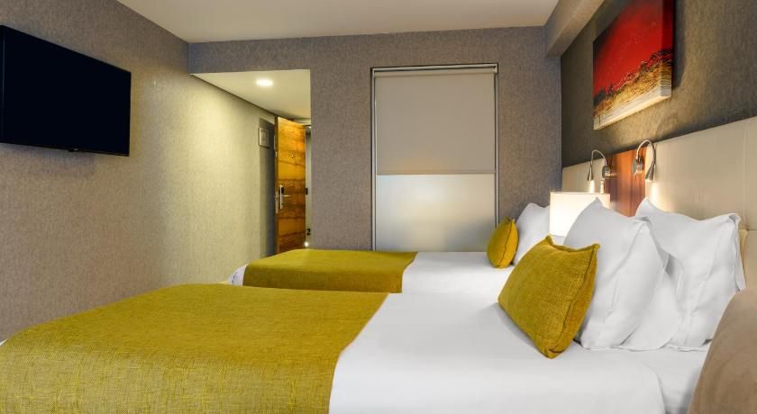 undefined Ramada by Wyndham Istanbul Grand Bazaar 5