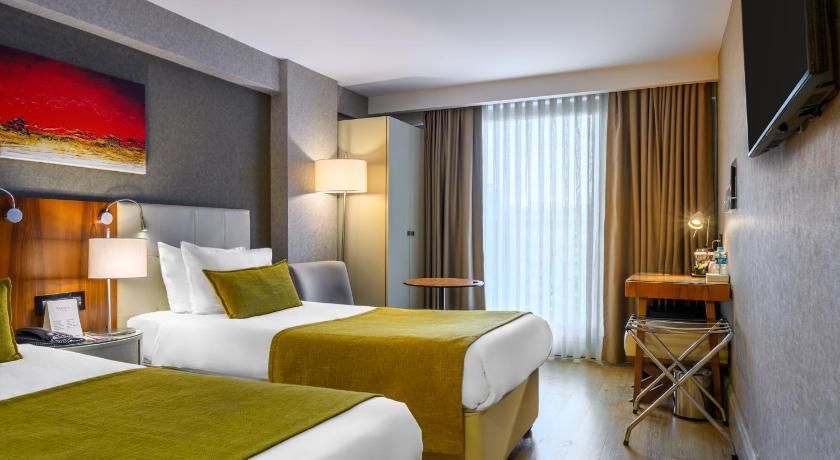 undefined Ramada by Wyndham Istanbul Grand Bazaar 3