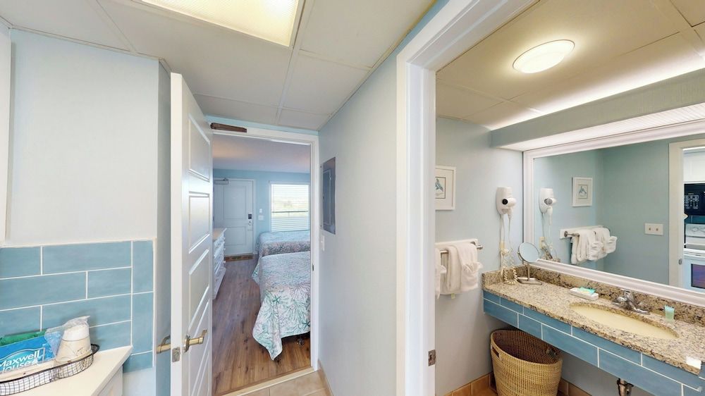 Litchfield Beach & Golf Resort Bridgewater Oceanfront Suite 5