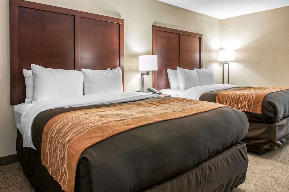 Standard Room, 2 Queen Beds, Non Smoking