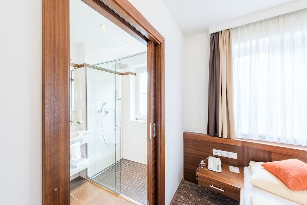 Austria Classic Hotel Hölle Comfort Double Room 8