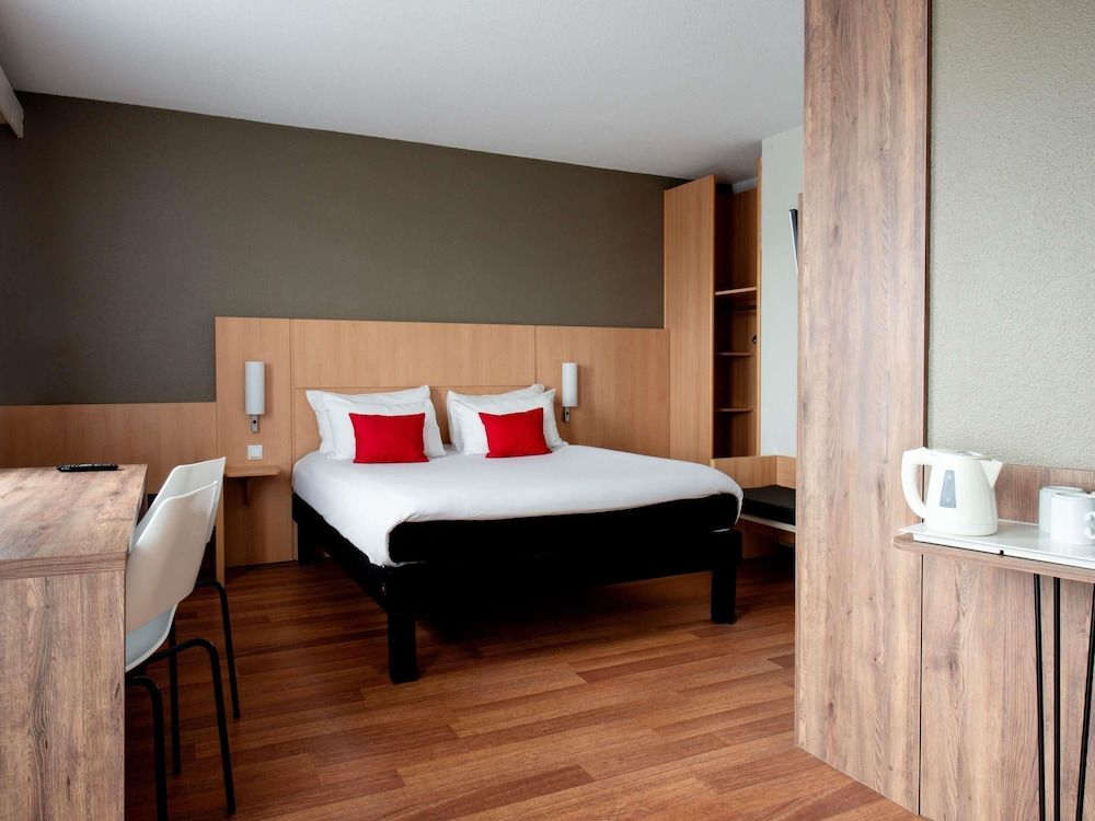 Junior Suite, 1 Double Bed with Sofa bed, Balcony