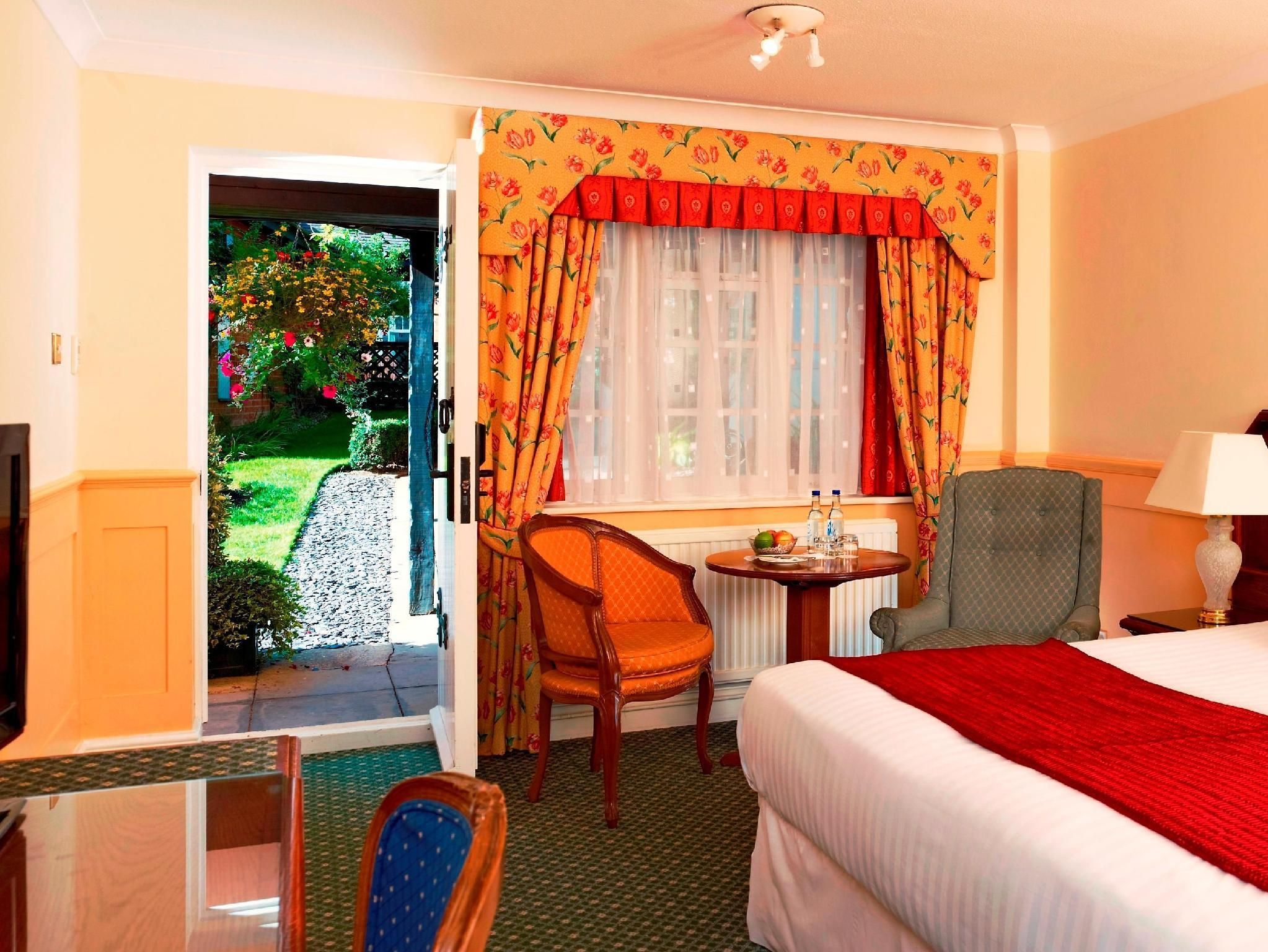 Deluxe Garden Room