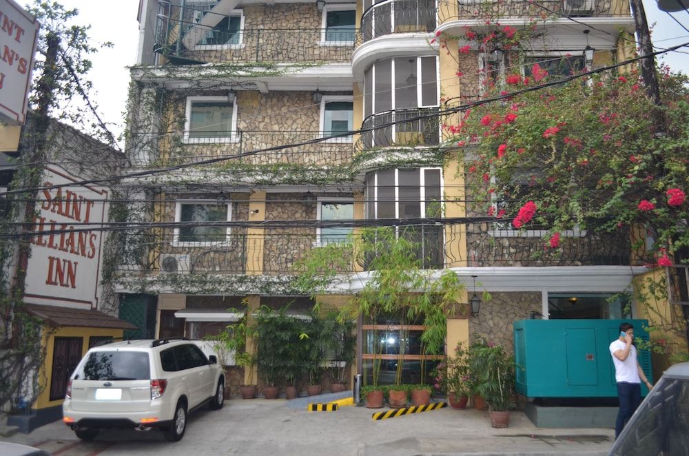 undefined Saint Illians Inn 8