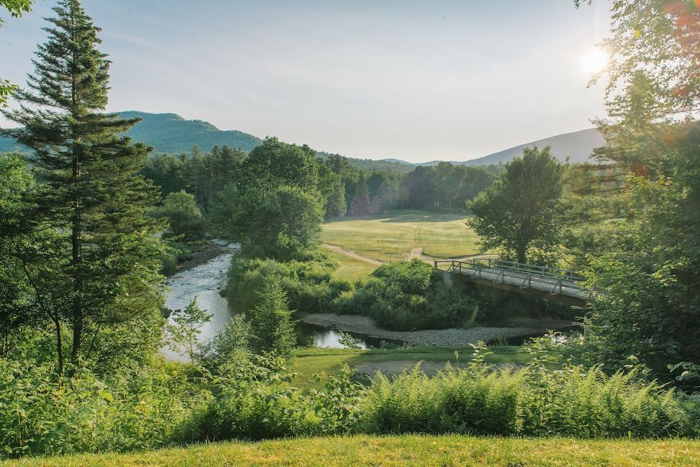 Eagle Mountain House & Golf Club Deluxe Room, 1 Queen Bed with Sofa bed, Mountain View 4