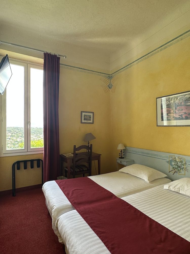 Hôtel Miramar Standard Twin Room, 2 Twin Beds 2