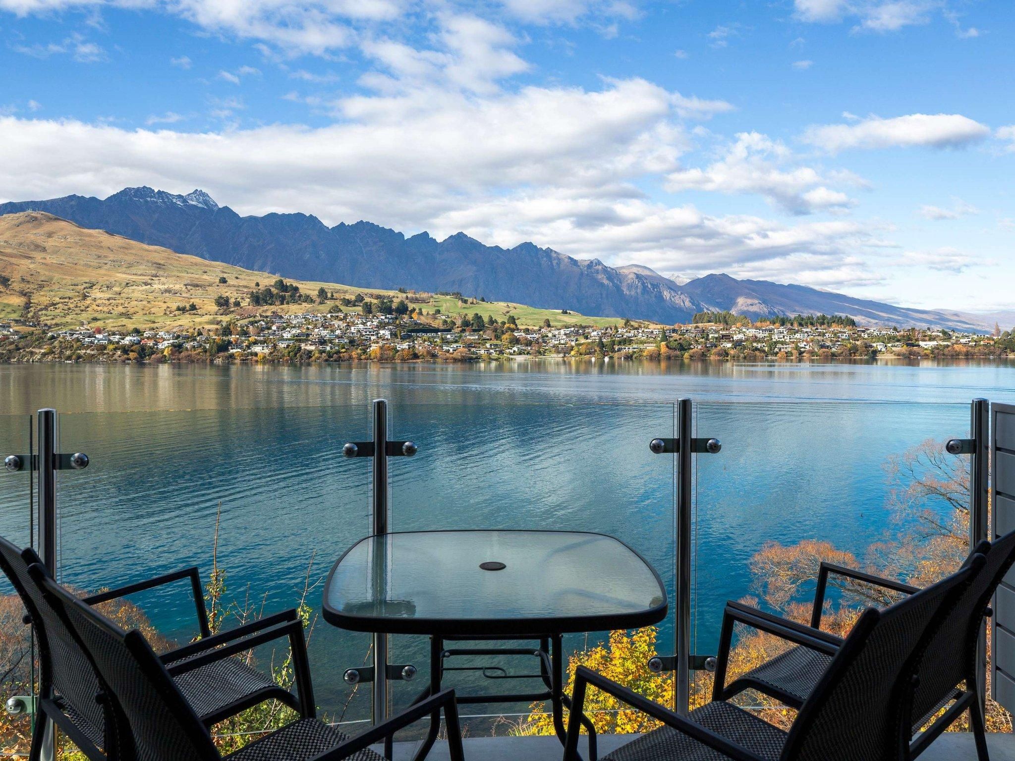 06826a9edd694f5d9747ae29c6c88db0