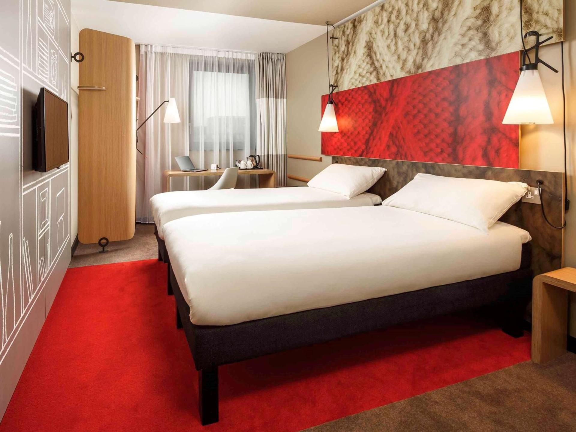 undefined ibis London Excel Docklands 5