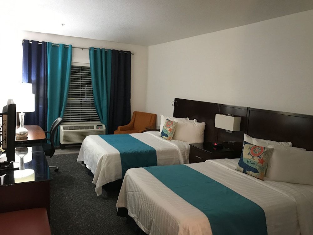 Hotel Pensacola Deluxe Double Room, 2 Double Beds 3